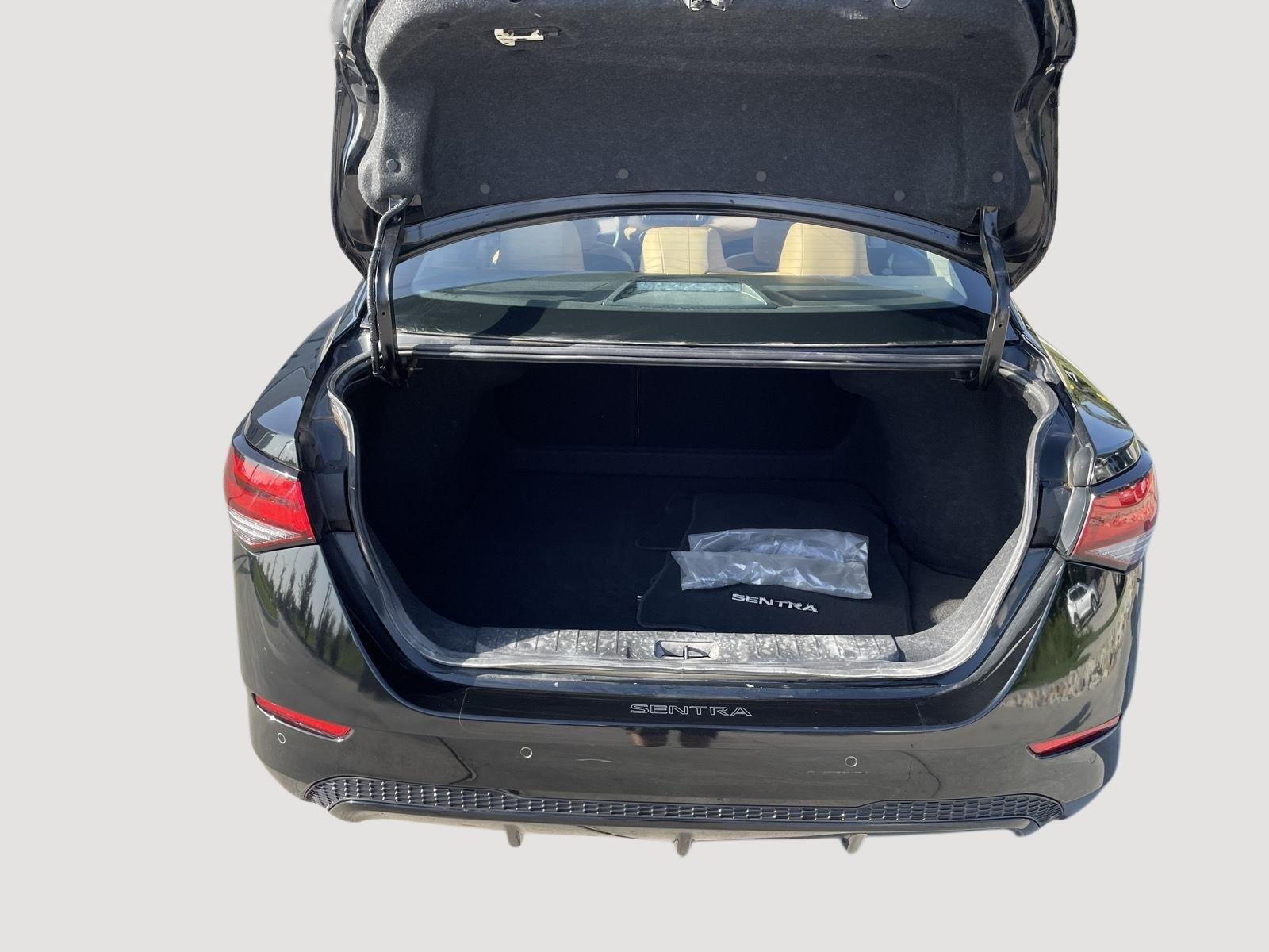 Used 2023 Super Black Nissan SV image 7