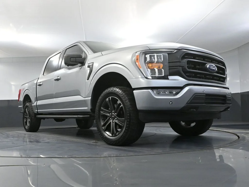 Used 2022 Silver Ford XLT image 46