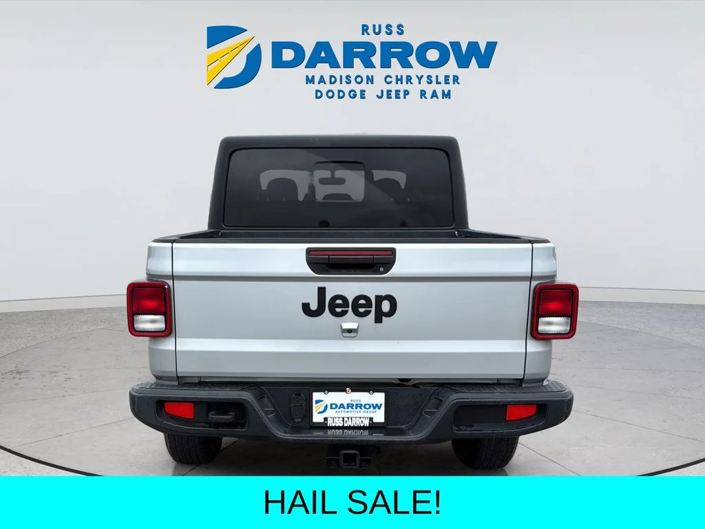 Used 2023 Silver Jeep Sport S image 4