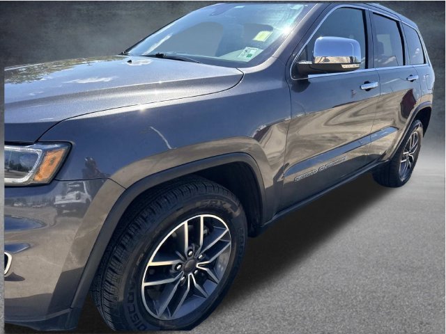 Used 2019 Gray Jeep Limited image 9