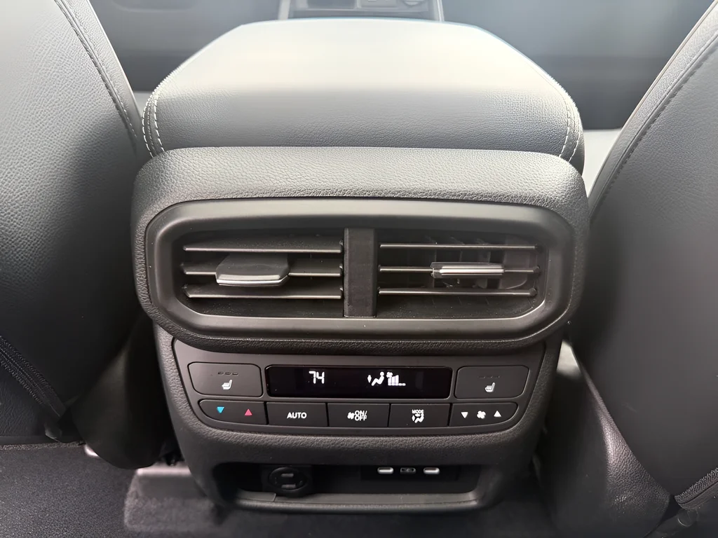 2024 Honda Pilot Elite - Photo 14