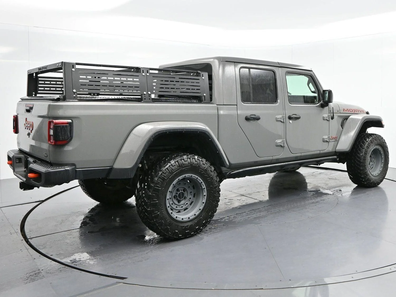 Used 2021 Sting-Gray Clearcoat Jeep Mojave image 7
