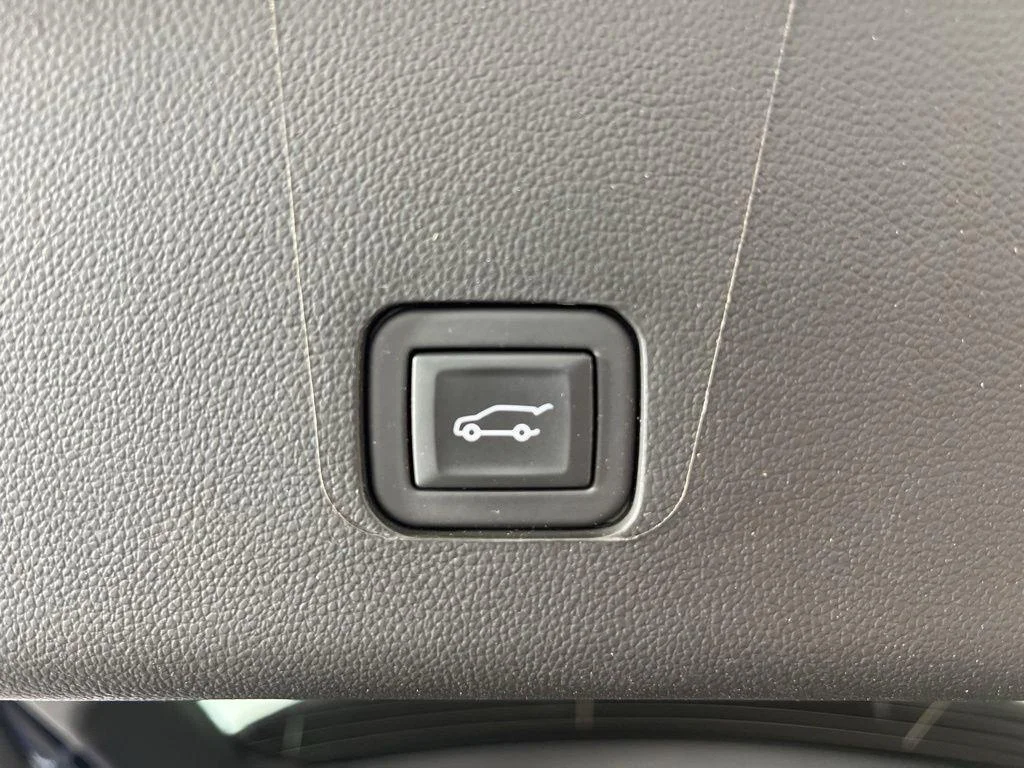 Used 2023 Northsky Blue Metallic Chevrolet LT Leather image 32
