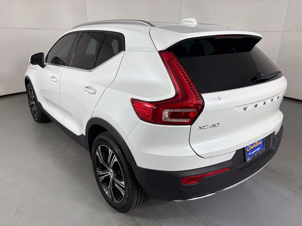 Used 2020 White Volvo T5 Inscription image 6