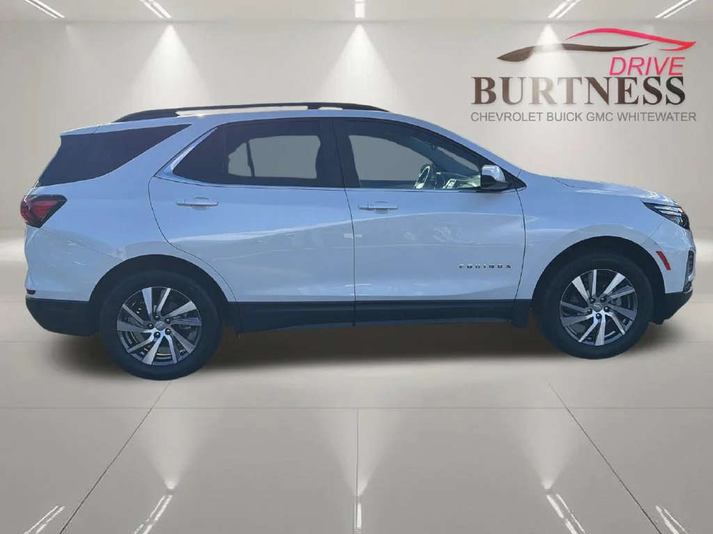 Certified Used 2024 Iridescent Pearl Tricoat Chevrolet LT image 9