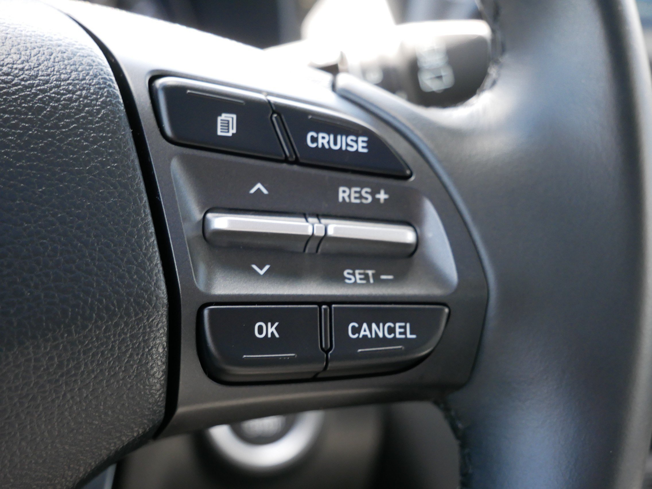 2021 Hyundai Kona Limited - Photo 28