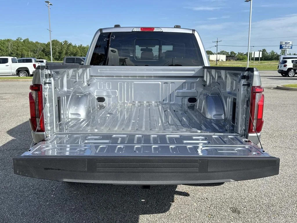 New 2026 Iconic Silver Metallic Ford Lariat® image 6