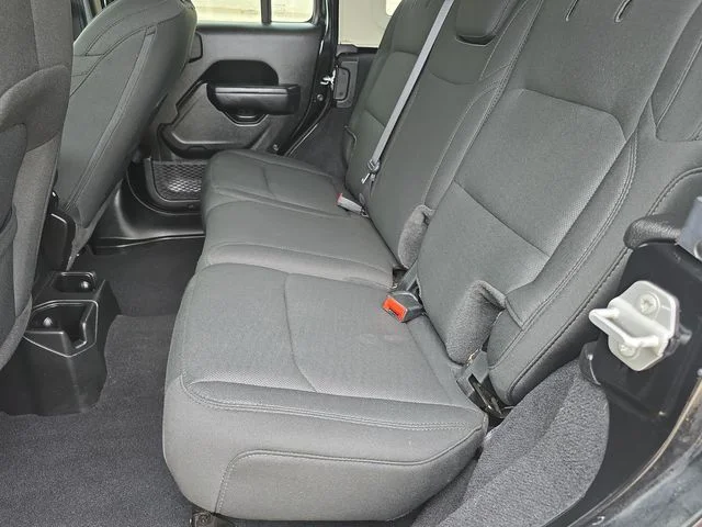 Certified Used 2022 Black Clearcoat Jeep Unlimited Sport S image 24