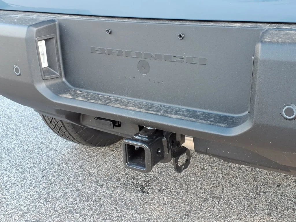 New 2026 Azure Gray Metallic Tri-Coat Ford Badlands image 6
