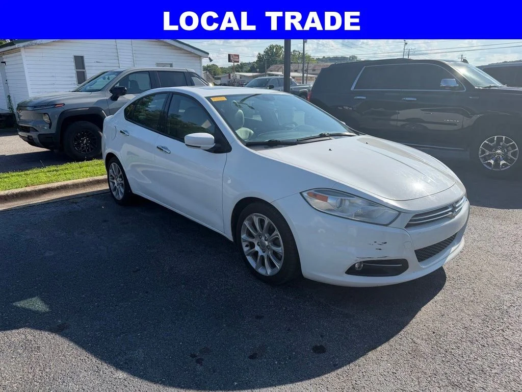 Used 2013 White Dodge Limited image 7