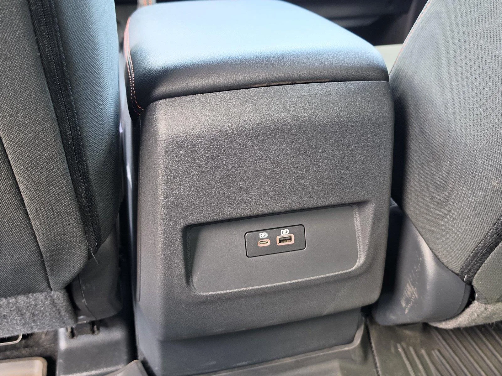 Used 2025 Boulder Gray Pearl Nissan PRO-4X image 18