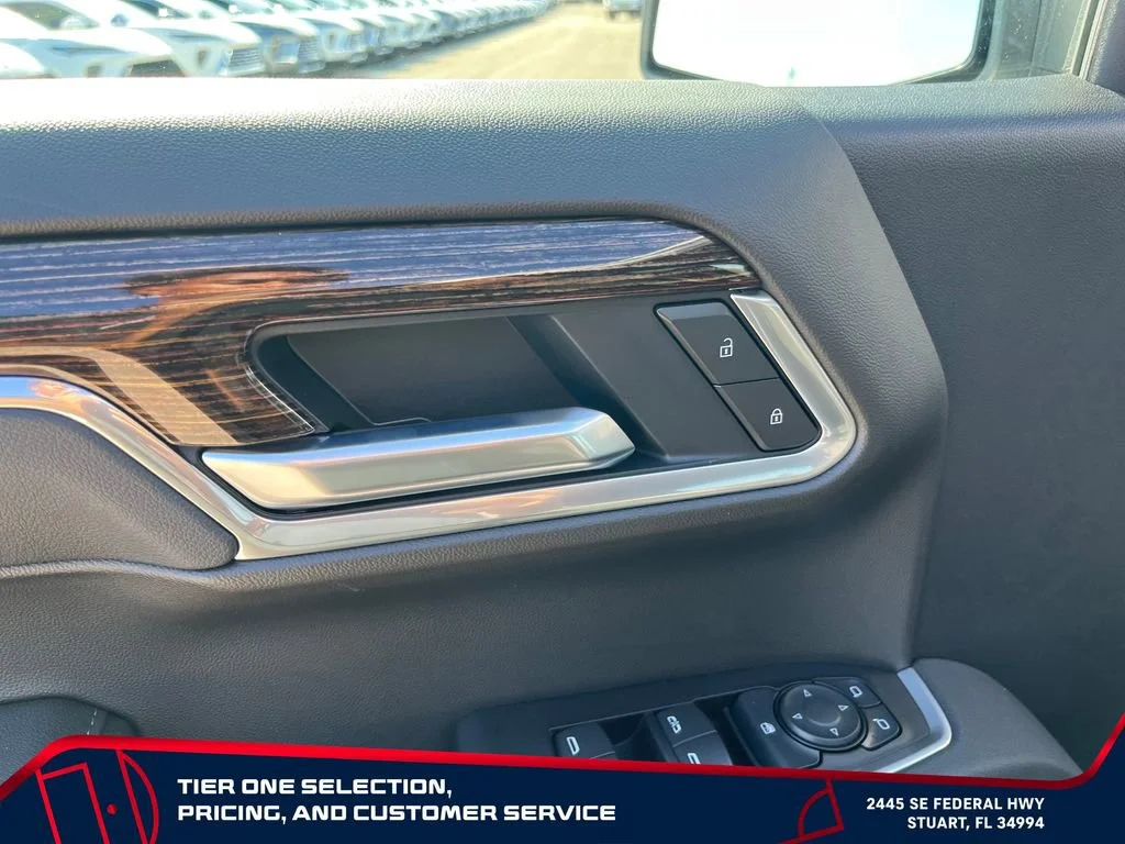 New 2026 Summit White GMC Elevation image 21