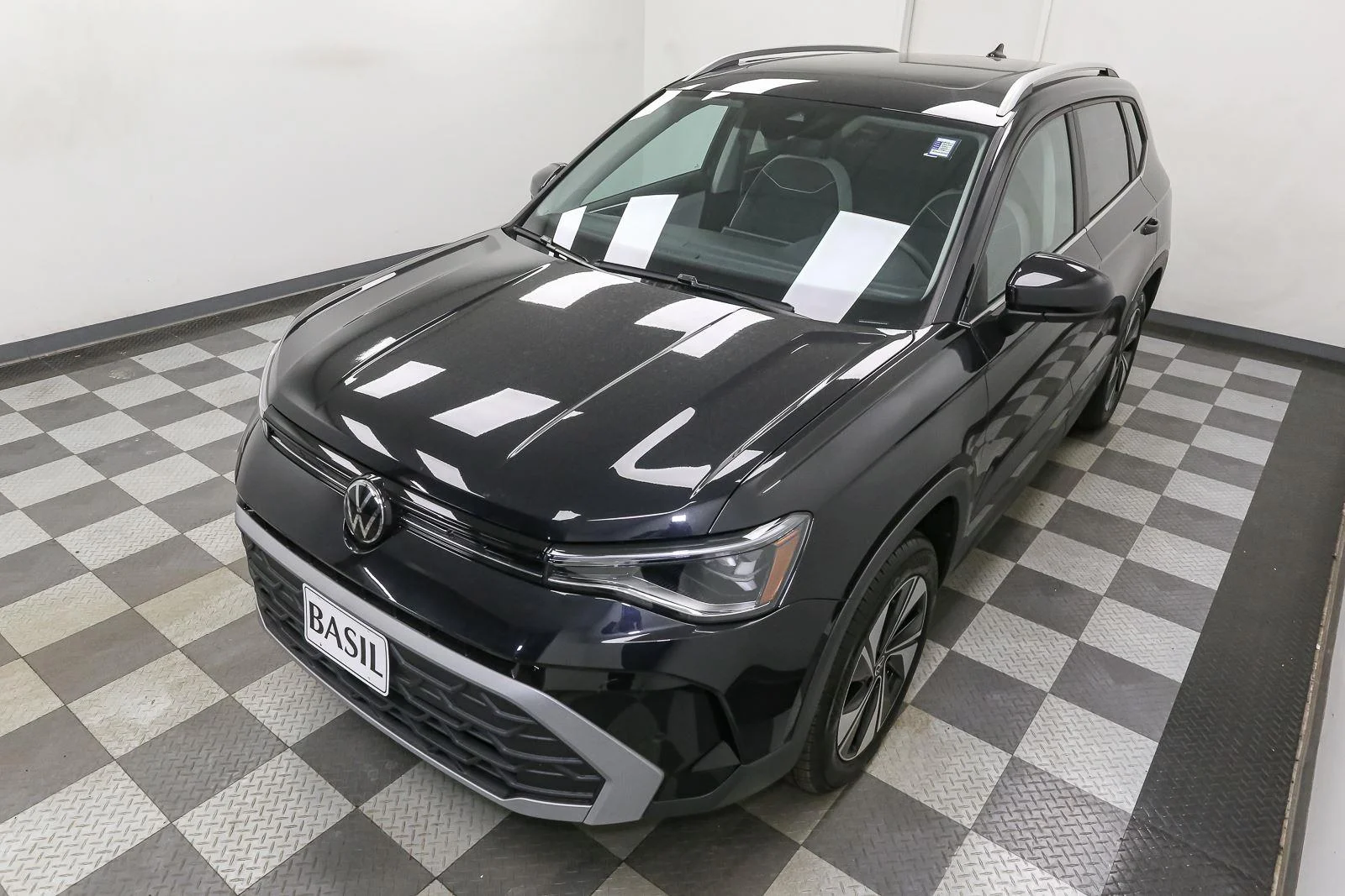 New 2026 Deep Black Pearl Volkswagen SE image 6