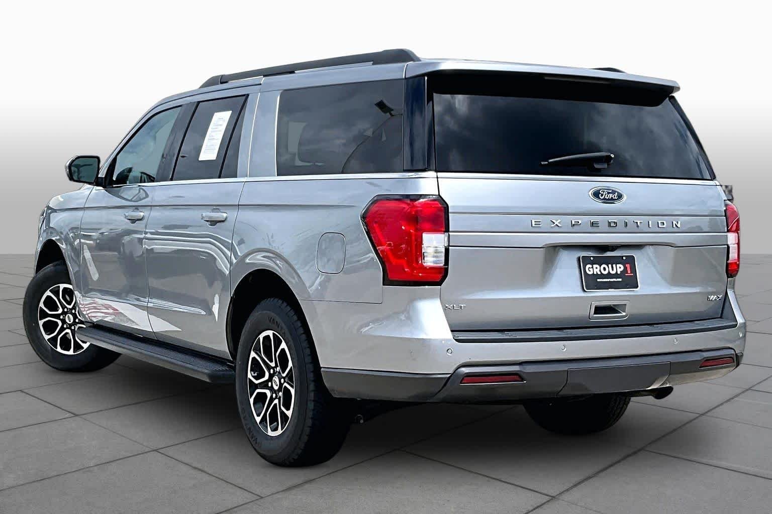 Used 2024 Iconic Silver Metallic Ford XLT image 11
