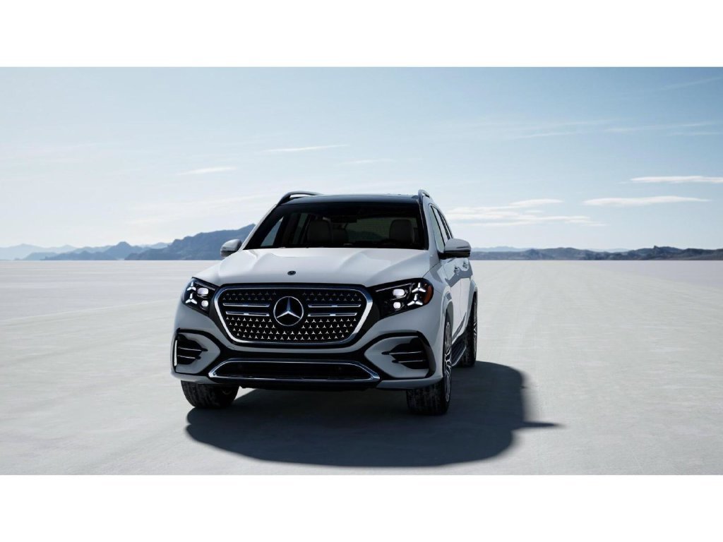 New 2027 MANUFAKTUR Moonlight White Metallic Mercedes-Benz GLS 450 image 42
