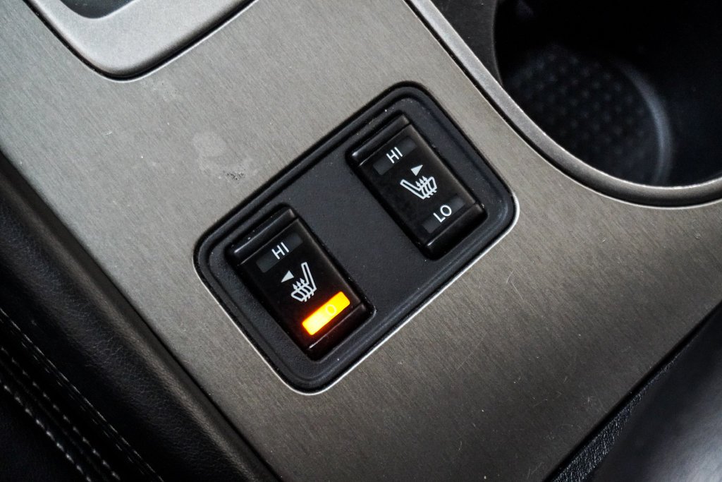 Used 2023 Gray Nissan SV image 22