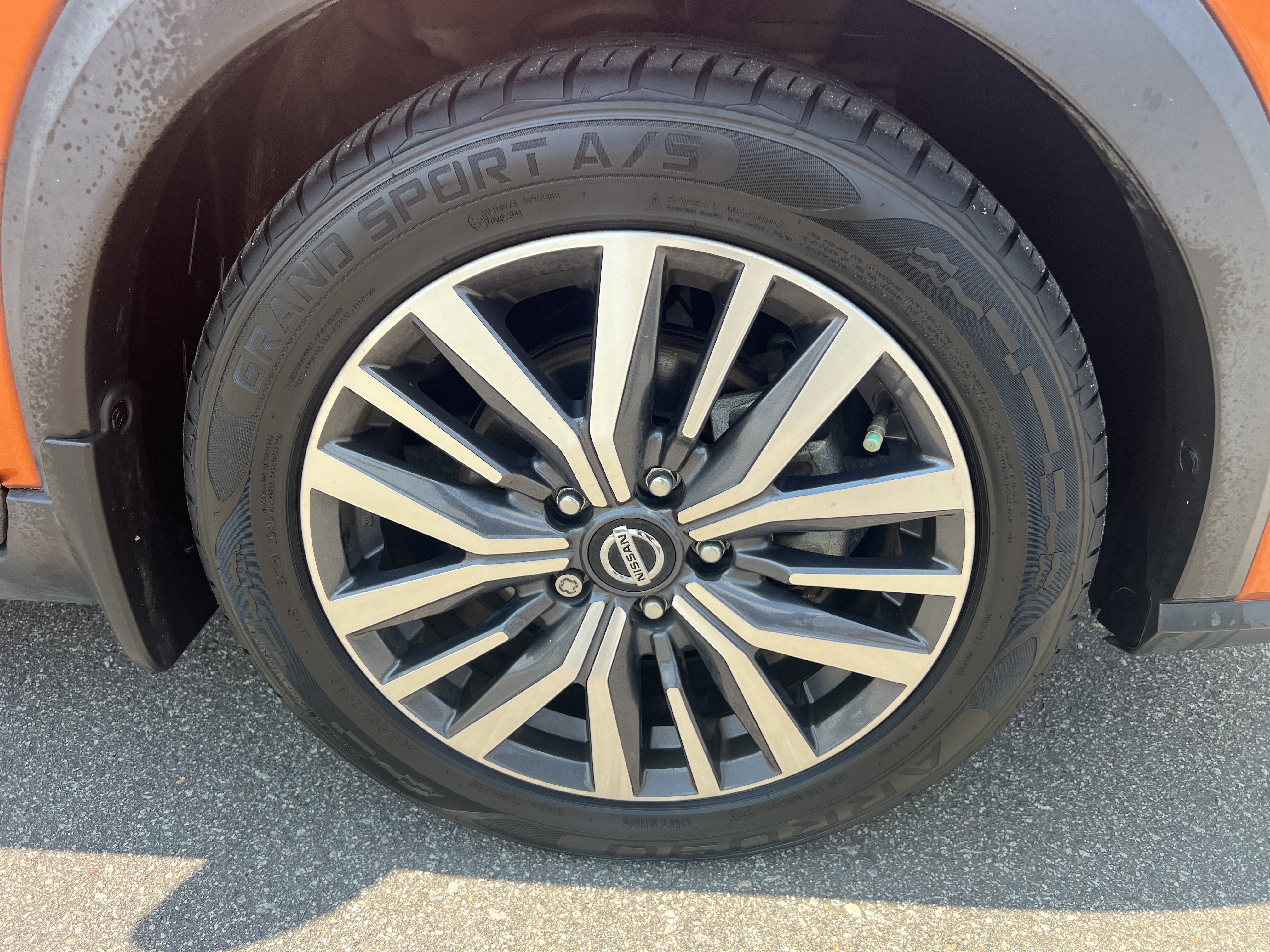 Used 2021 Monarch Orange/Super Black Nissan SR image 12