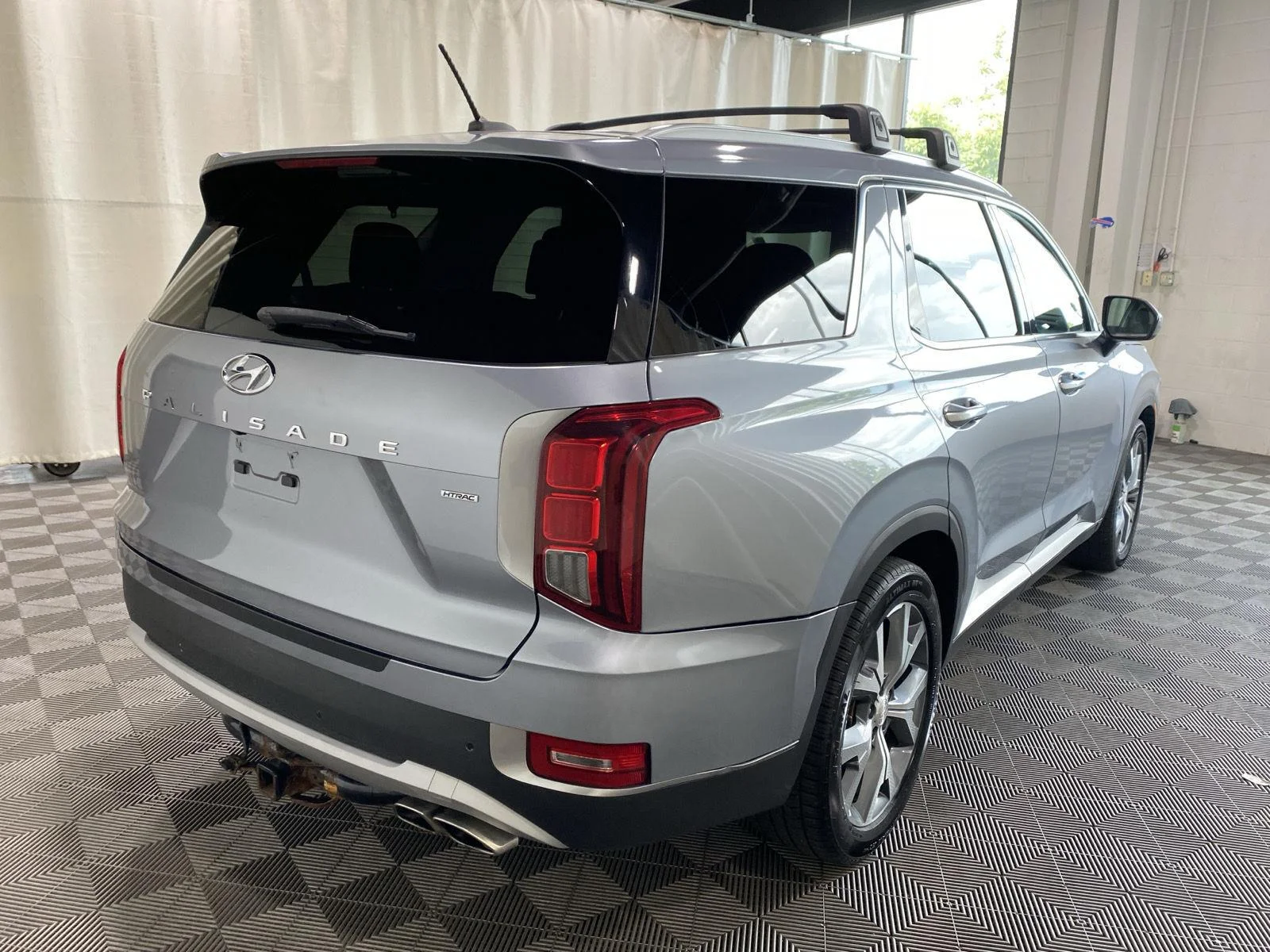 Used 2020 Lagoon Silver Hyundai SEL image 7