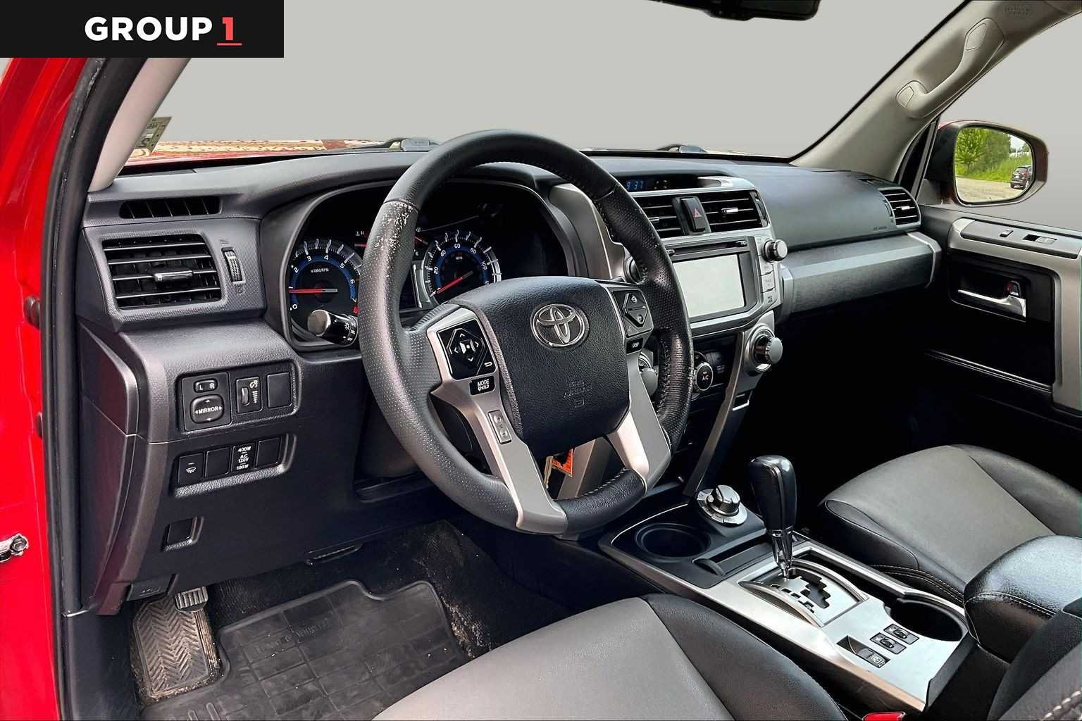 Used 2016 Barcelona Red Metallic Toyota SR5 Premium image 18