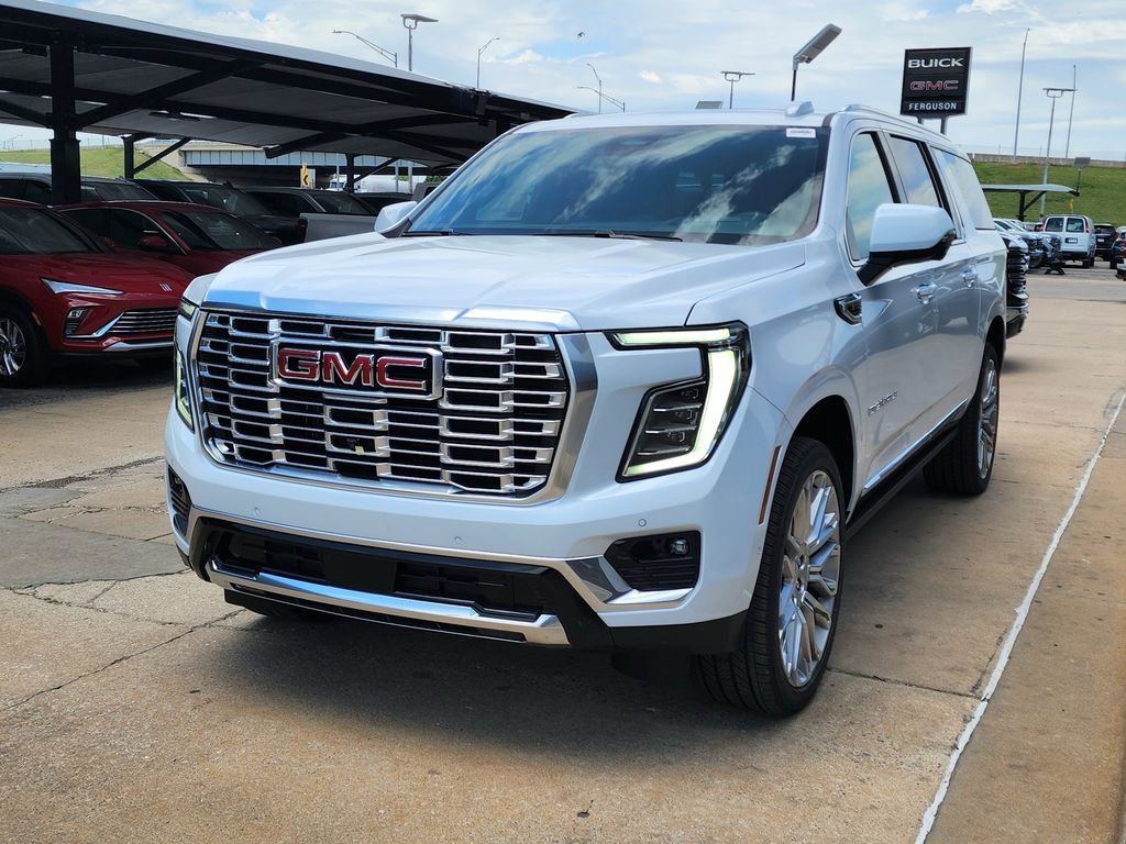 2026 GMC Yukon XL Denali - Photo 7