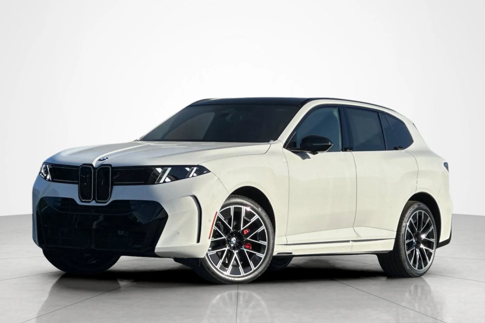 New 2027 Alpine White BMW 40 xDrive image 1