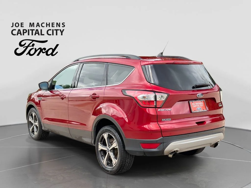 Used 2018 Red Ford SEL image 7