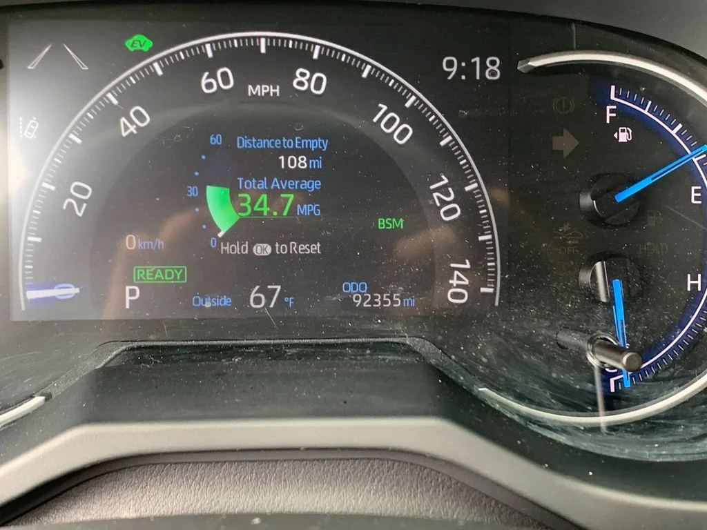 Used 2023 Black Toyota XLE Premium image 30