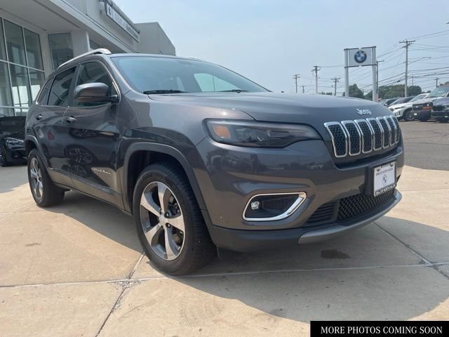 Used 2019 Gray Jeep Limited image 1