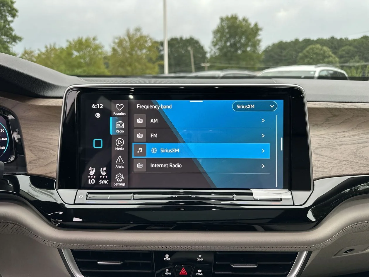 New 2026 Gray Volkswagen 2.0T SE w/Technology image 22