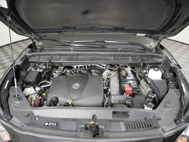Used 2020 Midnight Black Metallic Toyota LE image 32