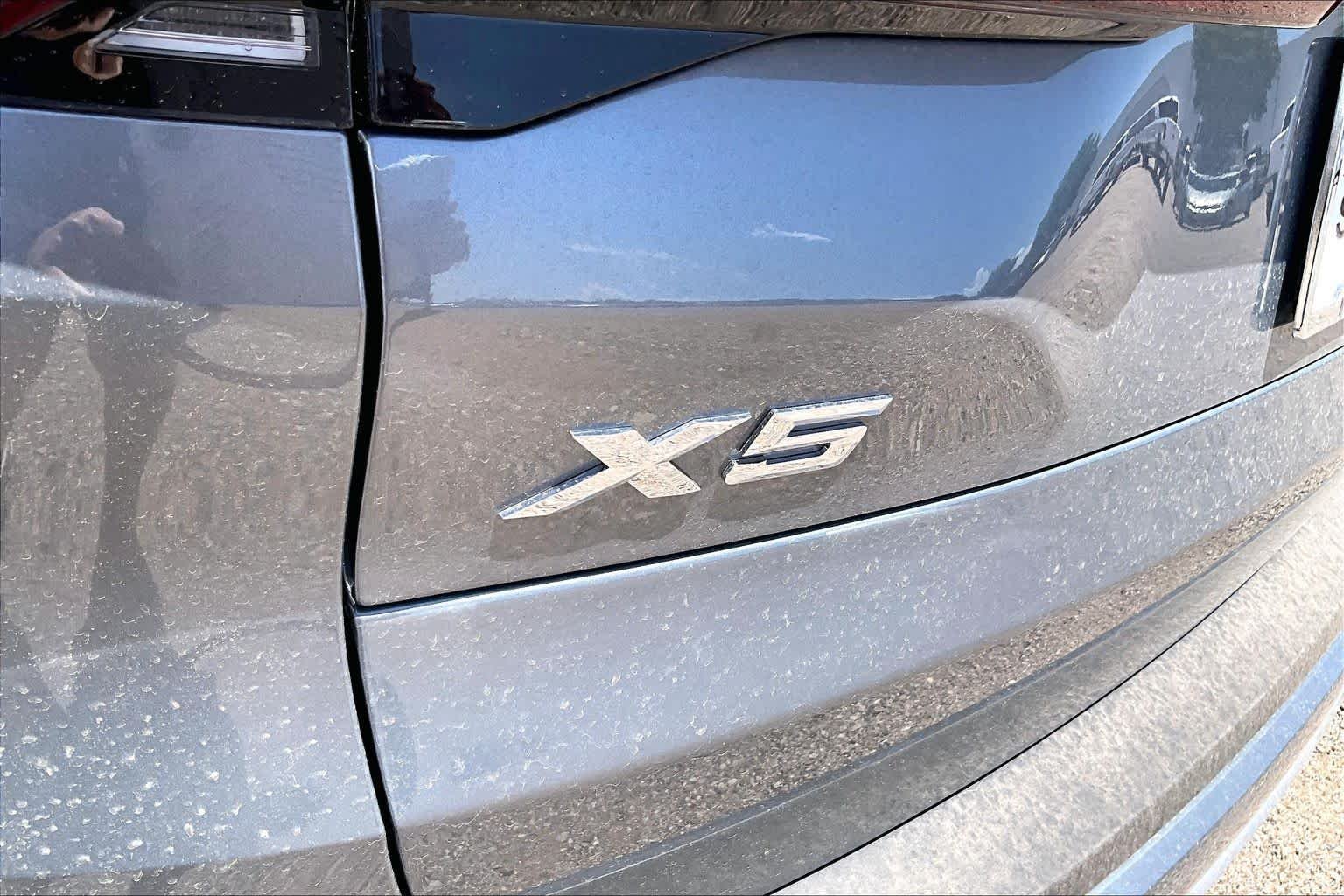 New 2026 Skyscraper Grey Metallic BMW xDrive40i image 15