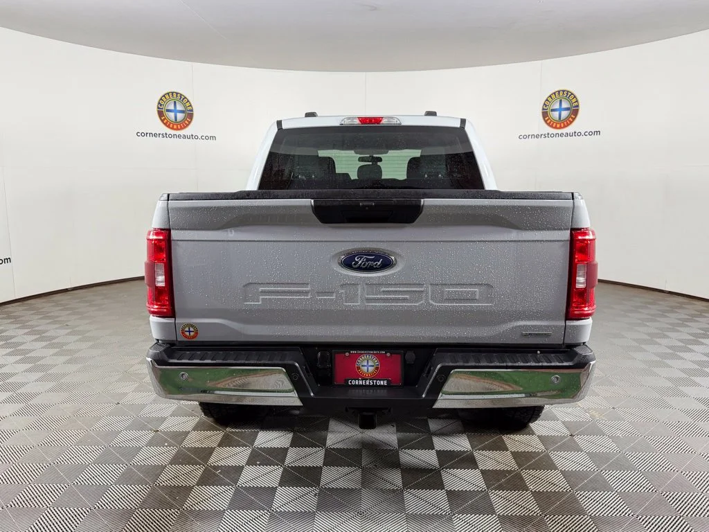 Used 2023 Gray Ford XLT image 20