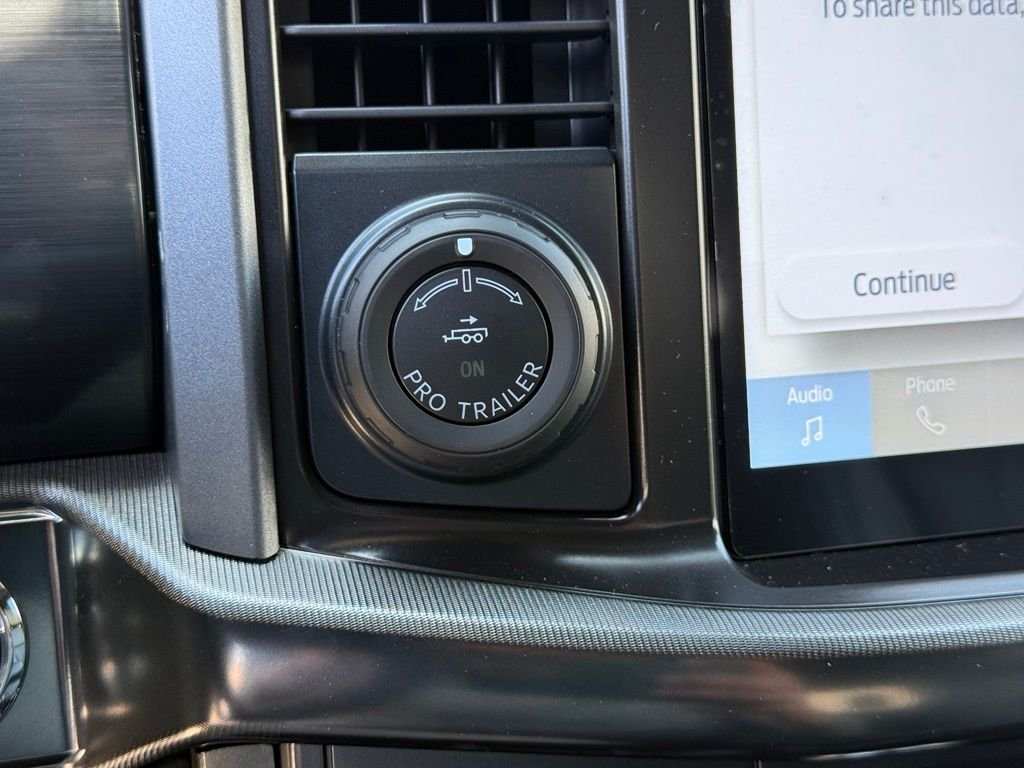 New 2026 Agate Black Metallic Ford Lariat® image 12