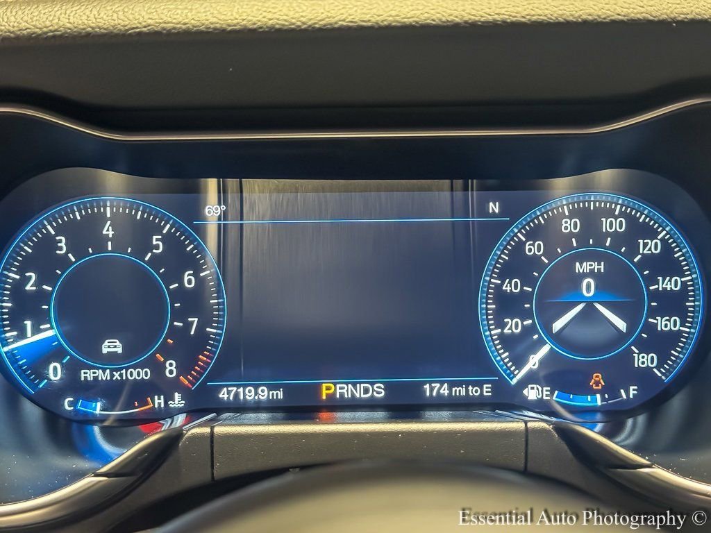 2023 FORD MUSTANG - Image 16