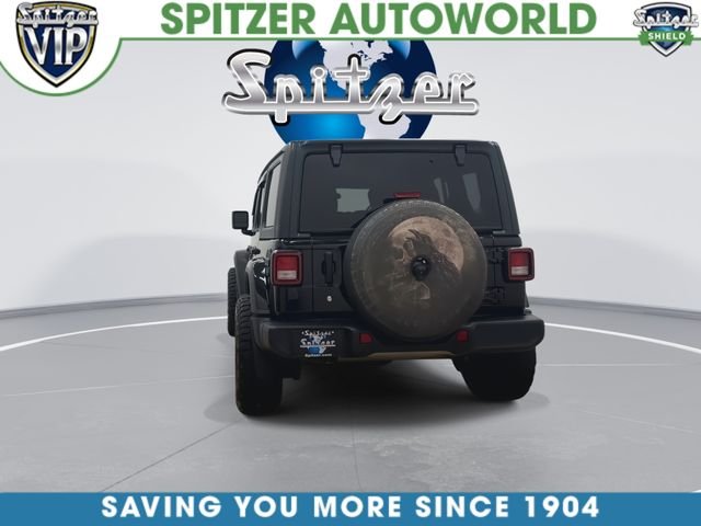 Used 2020 Black Jeep Unlimited Sahara image 7
