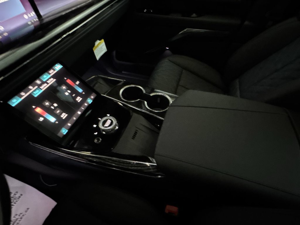 2026 Cadillac Escalade IQL Luxury - Photo 20