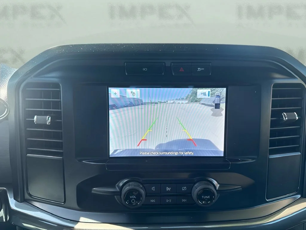 Used 2023  Ford XL image 19