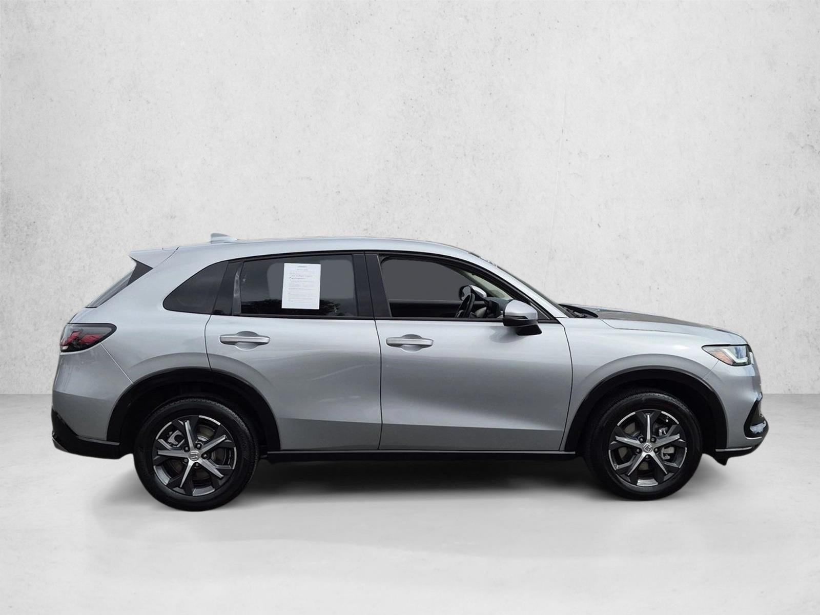 Used 2025 Silver Honda EX-L image 4