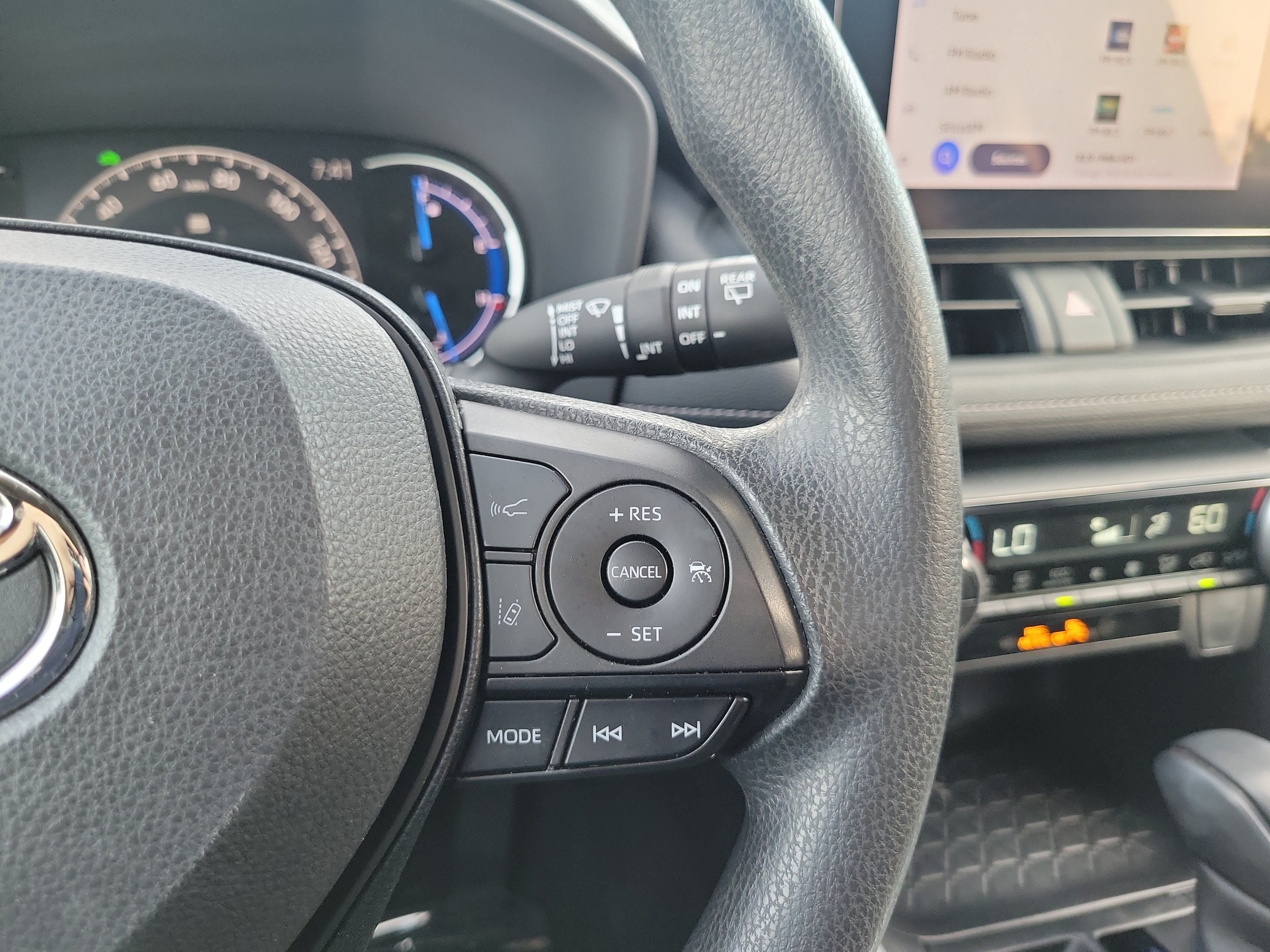 Used 2023 White Toyota Hybrid XLE image 16