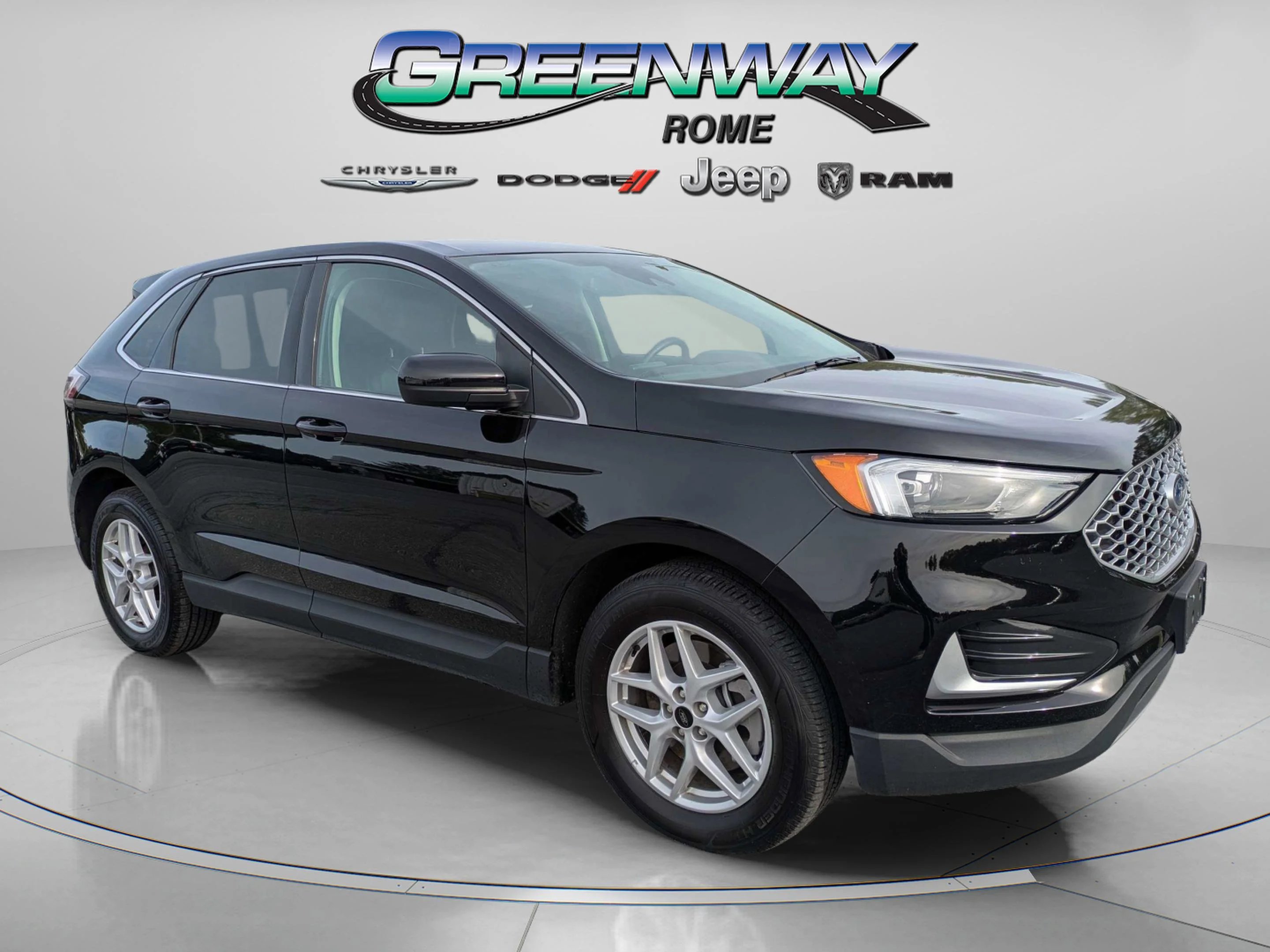 2024 Ford Edge SEL AWD's photo