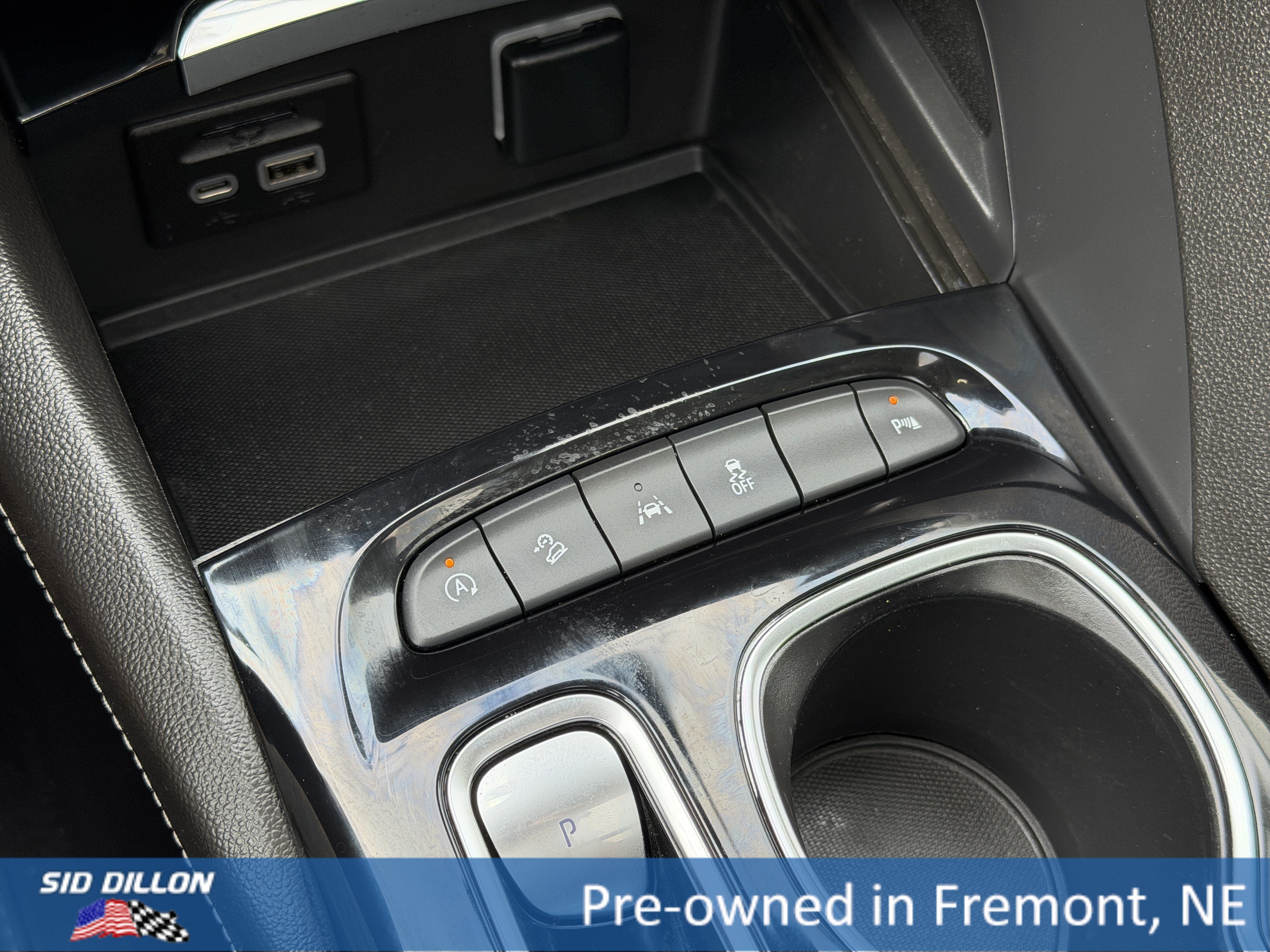 Used 2022 Ebony Twilight Metallic Buick Essence image 11