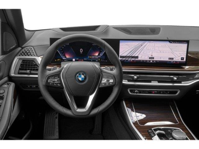 New 2026 Mineral White Metallic BMW xDrive50e image 2