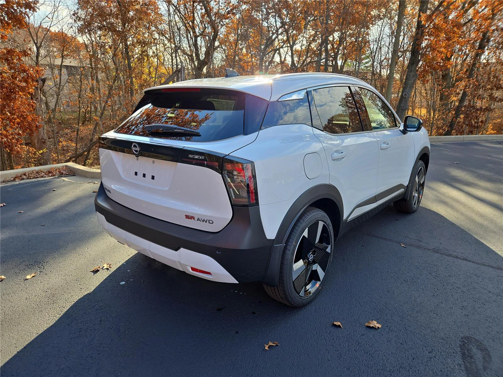 New 2026 Aspen White Tricoat Nissan SR image 3
