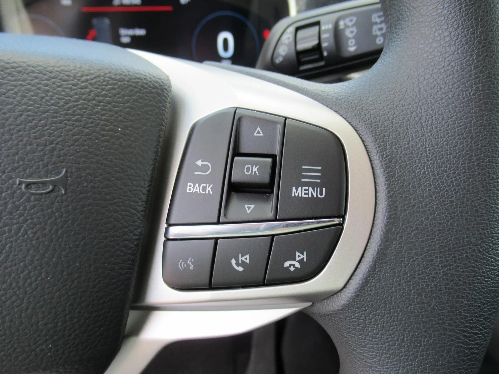 New 2026 Carbonized Gray Metallic Ford Active 100A image 24