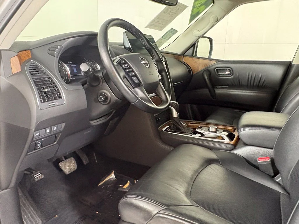 Used 2024 Silver Nissan SL image 21
