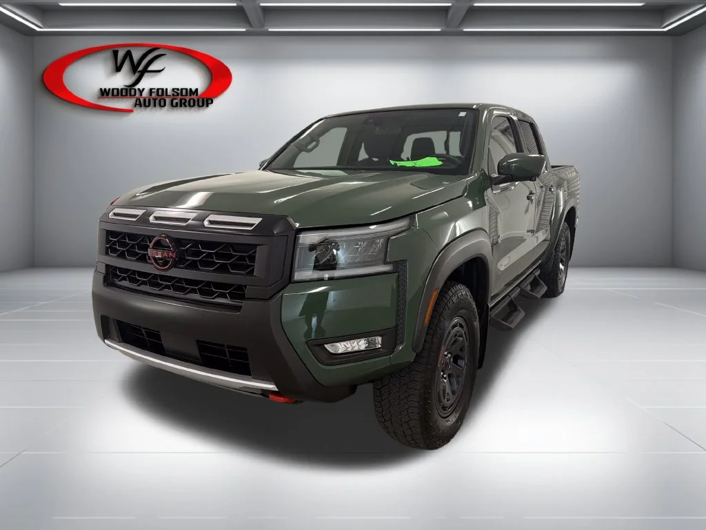 Used 2026 Green Nissan PRO-4X image 2