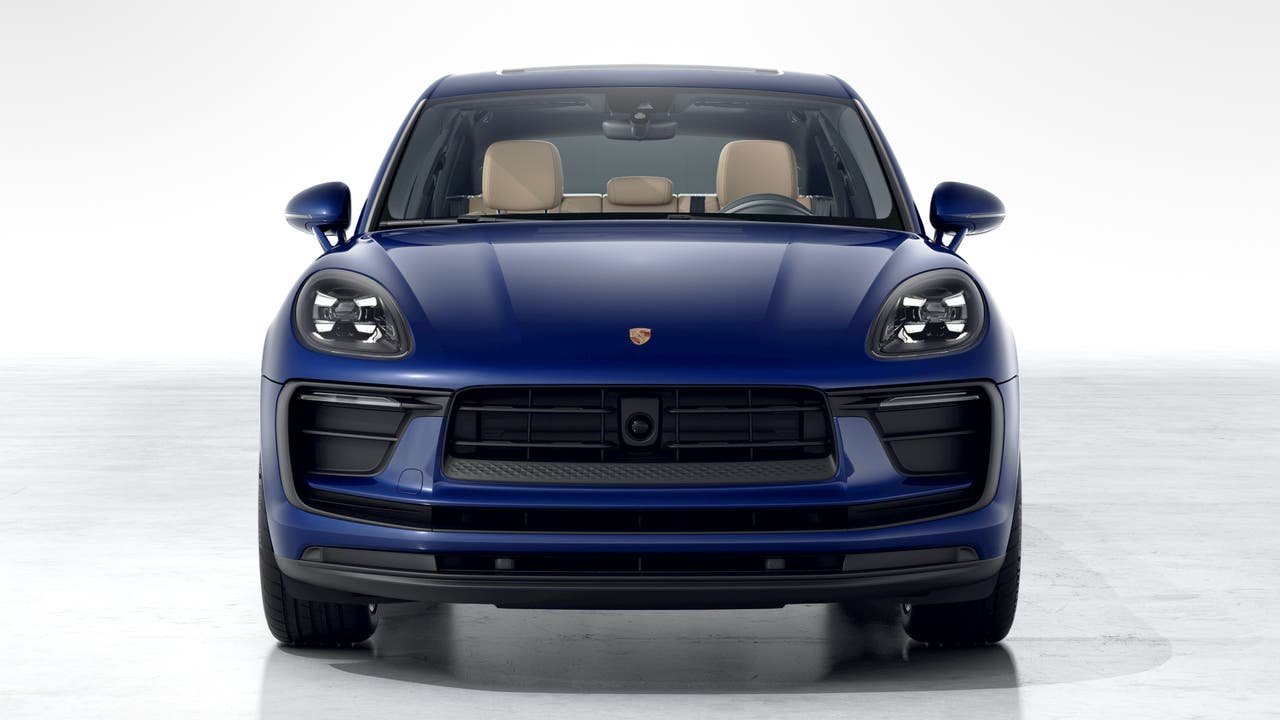 New 2026 Gentian Blue Metallic Porsche  image 8