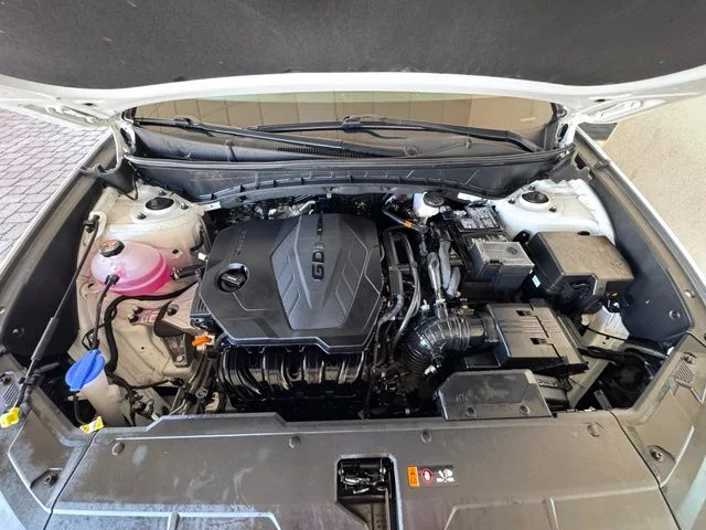 Certified Used 2025 White Hyundai SEL image 21