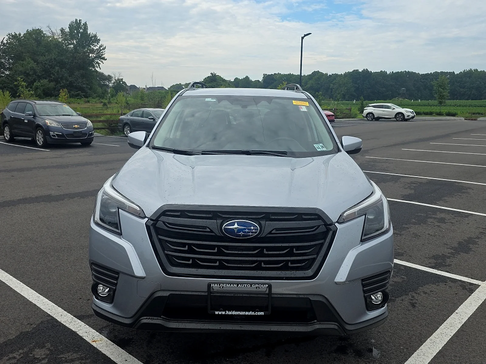 Used 2024 Ice Silver Metallic Subaru Limited image 2