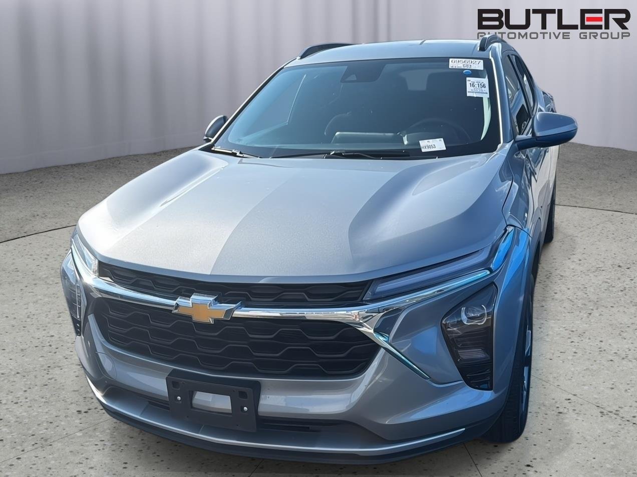 Used 2025 Sterling Gray Metallic Chevrolet LT image 3